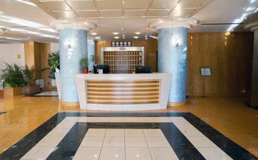 Gli alberghi di Torino aprono le stanze a donne, giovani e lavoro stabile: &quot;Raccontiamo una realtà diversa dagli stereotipi&quot;