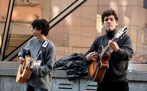 Barriera di Milano, riapre lo storico Circolo Arci Risorgimento: “Sarà una bellissima inaugurazione” Barriera di Milano, riapre lo storico Circolo Arci Risorgimento: “Sarà una bellissima inaugurazione”