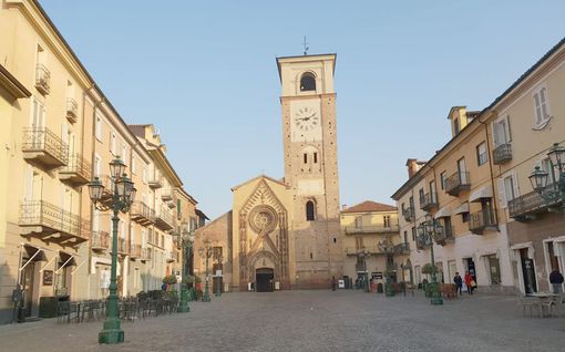 Consegna di farmaci a domicilio, altoparlanti e pattuglie nei parchi: ecco le misure "anti" coronavirus a Chivasso Consegna di farmaci a domicilio, altoparlanti e pattuglie nei parchi: ecco le misure "anti" coronavirus a Chivasso