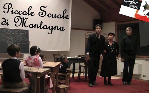 Giaveno, in scena lo spettacolo "Piccole scuole di montagna" Giaveno, in scena lo spettacolo "Piccole scuole di montagna"