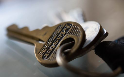 Corso Principe Oddone, poliziotti scoprono 96 grammi di cocaina nascosti in uno sgabuzzino Corso Principe Oddone, poliziotti scoprono 96 grammi di cocaina nascosti in uno sgabuzzino