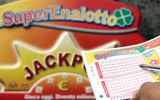 Superenalotto, a Torino centrato un 5 da 33 mila euro