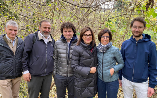 l'assessore Laura Pompeo e l'apiario di Moncalieri