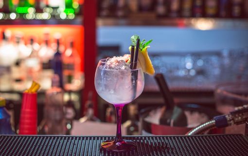 Viola il coprifuoco: chiusa per 5 giorni una pizzeria kebab di Borgo San Paolo