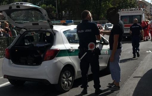 Pedone travolto mentre attraversava la strada a Nichelino: 28enne in gravi condizioni