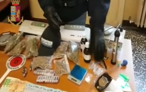 La marijuana veniva &quot;distillata&quot; per essere fumata nelle sigarette elettroniche: arrestato un 33enne [VIDEO]