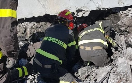 Genova, Pinerolo piange le sue 4 vittime. Il sindaco Luca Salvai: "Siamo tutti sconvolti, valuteremo se proclamare il lutto cittadino" Genova, Pinerolo piange le sue 4 vittime. Il sindaco Luca Salvai: "Siamo tutti sconvolti, valuteremo se proclamare il lutto cittadino"
