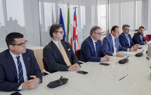 La presentazione del piano urbanistico regionale La presentazione del piano urbanistico regionale