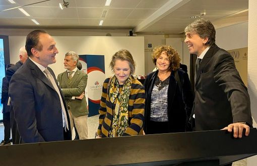 Inaugurata a Bruxelles la mostra "In cammino. La porta di Torino: itinerari sindonici sulla via Francigena"