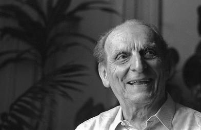 Da Norberto Bobbio a Helen Konig "Lenci": le nuove intitolazioni per le vie della città Da Norberto Bobbio a Helen Konig "Lenci": le nuove intitolazioni per le vie della città