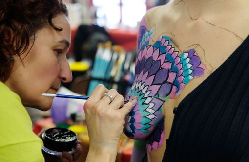 Bodypainting protagonista oggi a Bardonecchia