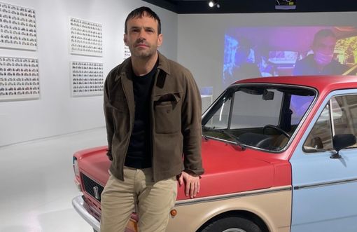 Tutti a bordo della Fiat “Camaleonte” di Cristian Chironi Tutti a bordo della Fiat “Camaleonte” di Cristian Chironi
