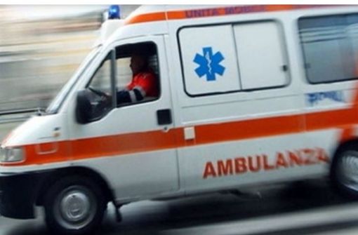 Scontro tra un furgone e un'auto a La Cassa, gravi un 17enne e un 22enne