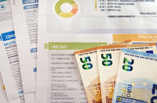 Bolletta del Gas in aumento del +41%: vi spieghiamo come risparmiare da subito con i bonus fiscali 2022 per la casa Bolletta del Gas in aumento del +41%: vi spieghiamo come risparmiare da subito con i bonus fiscali 2022 per la casa