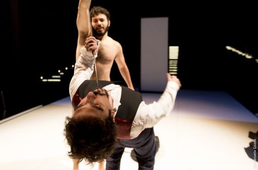 Tra crisi di Stato e di identità, buona la prima per il “Ruy Blas” del Mulino di Amleto Tra crisi di Stato e di identità, buona la prima per il “Ruy Blas” del Mulino di Amleto