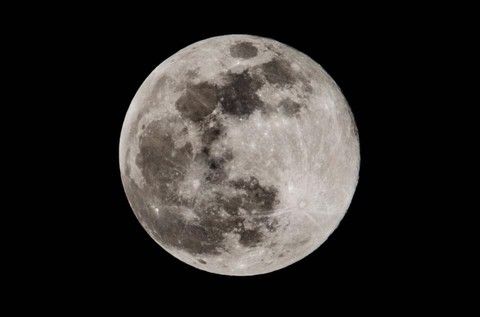 Questa sera lo spettacolo della prima eclissi di Luna del 2020 Questa sera lo spettacolo della prima eclissi di Luna del 2020