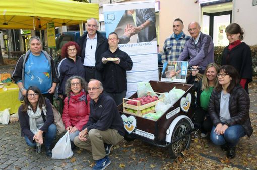 Moncalieri, al mercato di Campagna Amica l'iniziativa Merenda sospesa Moncalieri, al mercato di Campagna Amica l'iniziativa Merenda sospesa