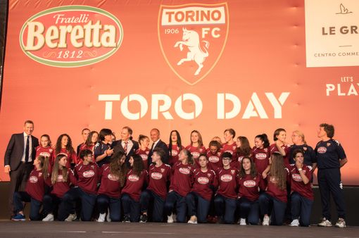 Grugliasco, domani il palco dell’arena esterna delle Gru si colorerà di granata per il Toro day