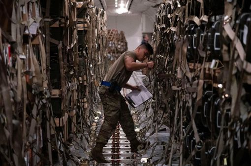 I dubbi sulla provenienza delle armi USA nelle mani di Hamas
