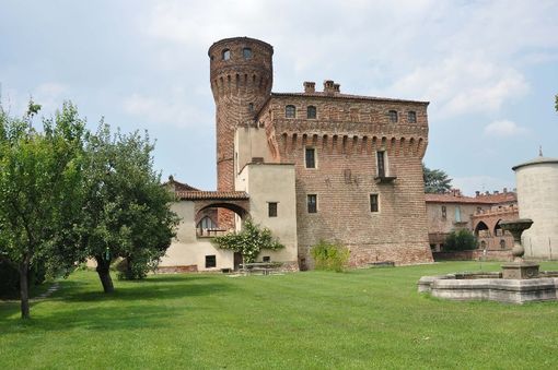 Il castello di San Genuario a Crescentino