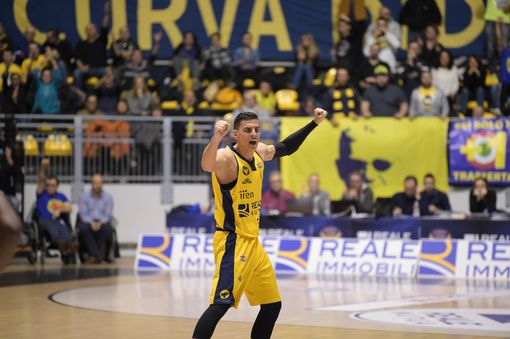 Reale Mutua Basket, cambiano gli orari delle partite con Trapani