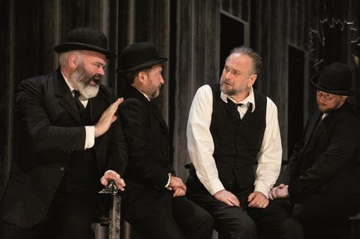 Gli interessi del potere e l'influenza dell'opinione pubblica: quant'è moderno l'Ibsen di Popolizio