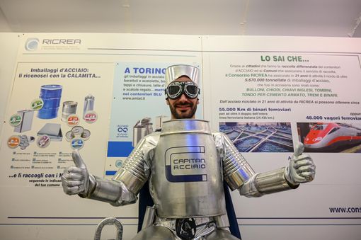 Raccolta differenziata: per tre giorni il Treno Verde è alla stazione di Porta Nuova