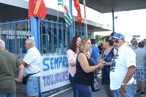 Comital, la cassa integrazione è ferma al palo: l'ira dei sindacati. E dopo Hag, per Di Maio si profila una doppia sconfitta