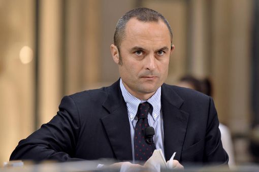 Il ministro Enrico Costa