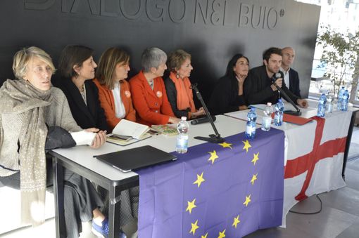 "Riprendiamoci Genova": Liguria e Piemonte insieme per lo sviluppo (VIDEO) "Riprendiamoci Genova": Liguria e Piemonte insieme per lo sviluppo (VIDEO)