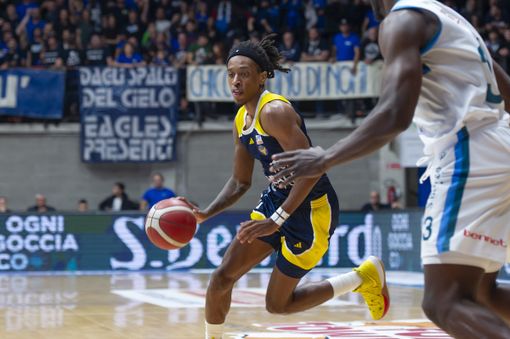 Torino combatte ma esce sconfitta dal Paladesio: vince Cantù Torino combatte ma esce sconfitta dal Paladesio: vince Cantù