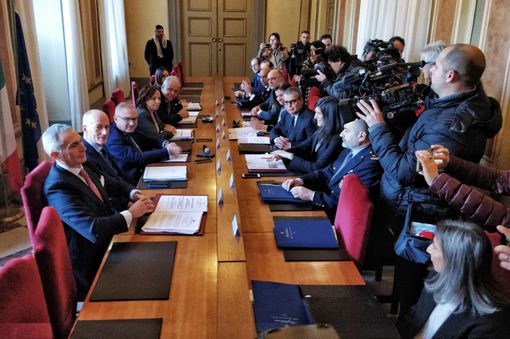 Il ministro dell'Interno Luciana Lamorgese a Torino: &quot;Inasprimento della pena per i pusher che tornano a spacciare&quot;