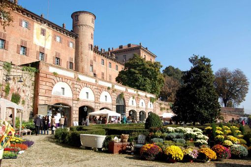 castello di moncalieri - foto d'archivio