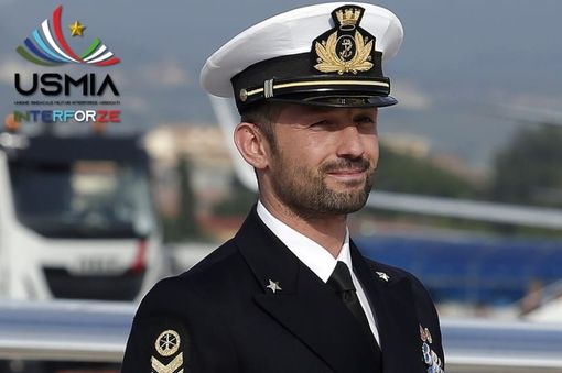 Confezionavano e vendevano la droga in casa: due italiani arrestati nel Torinese