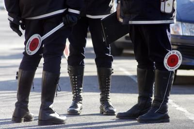 Coronavirus, a Torino ancora troppi spostamenti "inutili" in auto. La Municipale: "Più controlli su strade ed ingressi" Coronavirus, a Torino ancora troppi spostamenti "inutili" in auto. La Municipale: "Più controlli su strade ed ingressi"
