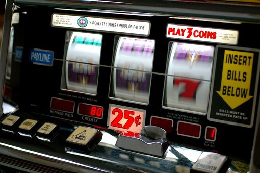 Videoslot illegali, multe per 45mila e 12mila euro nei locali di Torino Videoslot illegali, multe per 45mila e 12mila euro nei locali di Torino