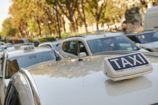 I taxisti torinesi scrivono a Cirio: &quot;Posticipare le scadenze fiscali non basta, sono a rischio 1580 posti di lavoro&quot;