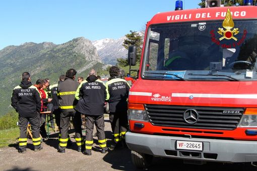 Colleretto Giacosa, i Vigili del Fuoco trovano il cadavere di un uomo
