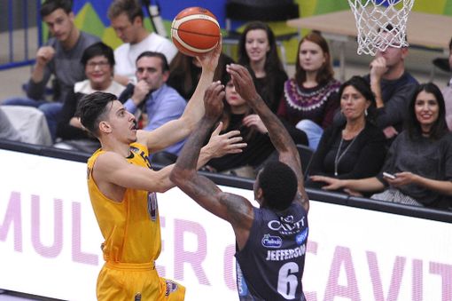 Basket, la Fiat Torino cede sul campo di Pistoia