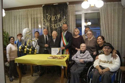 Grande festa per i 107 anni di Dante Piccobotta, il centenario più longevo di Collegno Grande festa per i 107 anni di Dante Piccobotta, il centenario più longevo di Collegno