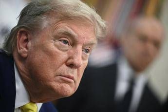 Iran, attacco Usa è la scommessa più pericolosa di Trump: l'analisi del New York Times