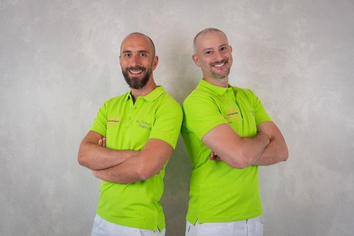 Clinica Odontoiatrica Salzano e Tirone - Pionieri della Legalità e Trasparenza nel Settore Dentistico Clinica Odontoiatrica Salzano e Tirone - Pionieri della Legalità e Trasparenza nel Settore Dentistico