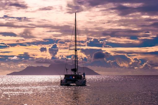 Perché scegliere una vacanza in catamarano quest'estate