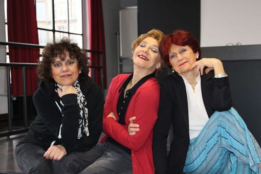 Il mistero di “Tre sull’altalena” stasera al Teatro Blu di Buriasco Il mistero di “Tre sull’altalena” stasera al Teatro Blu di Buriasco