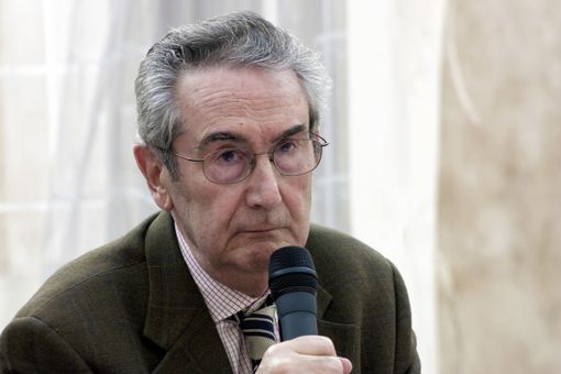 Luciano Gallino Luciano Gallino