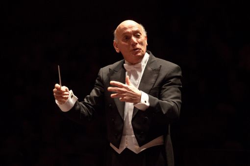 Pinchas Steinberg inaugura la Stagione de &quot;I Concerti&quot; al Teatro Regio