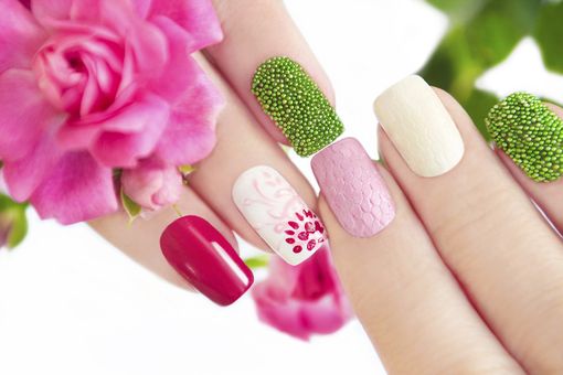 Tendenze nail art recenti: come esprimere la tua personalità con stile