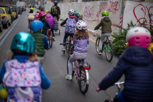 “Streets for Kids”: le scuole scendono in strada per aria pulita e sicurezza