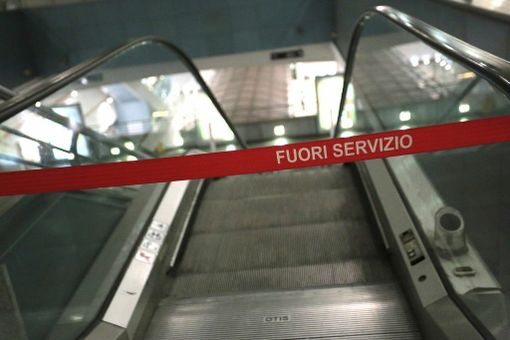 Restyling per la metropolitana: rinnovo di scale mobili ed ascensori