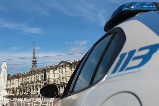 I poliziotti sono intervenuti in lungo Dora Siena I poliziotti sono intervenuti in lungo Dora Siena